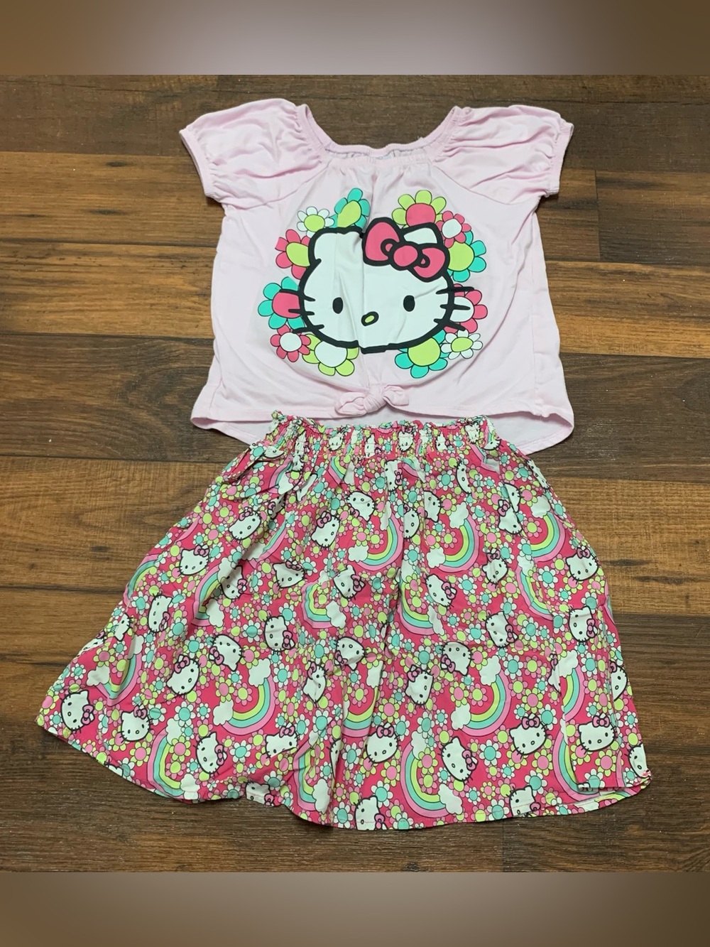 Hello Kitty Girls' Sz 7/8 2-Piece T-Shirt and Elastic Waist Skirt Set Pink